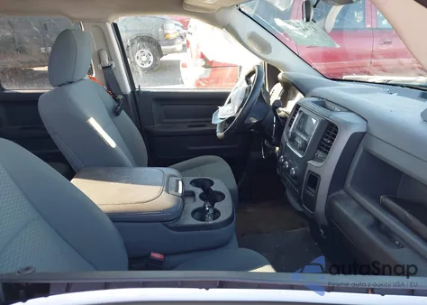 2015 Ram 1500 Express/Tradesman z USA, uszkodzony, nr VIN 1C6RR7FT6FS763720